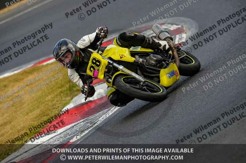 brands hatch photographs;brands no limits trackday;cadwell trackday photographs;enduro digital images;event digital images;eventdigitalimages;no limits trackdays;peter wileman photography;racing digital images;trackday digital images;trackday photos